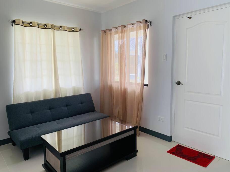 Cozy Home At A Private Subdivision Abucay 외부 사진